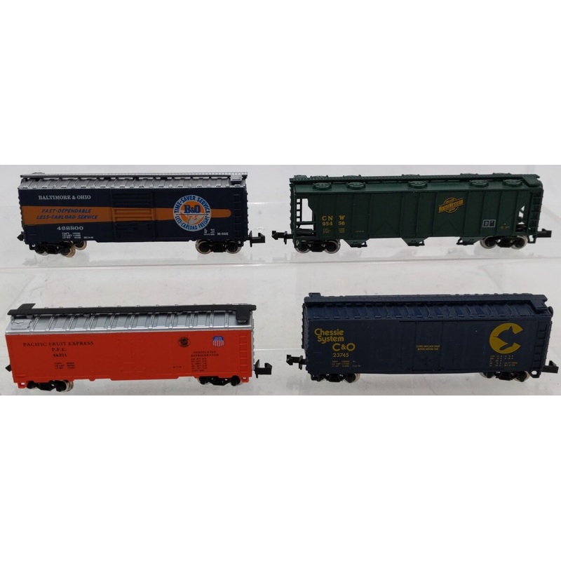 Atlas & Micro Trains N Freight CarAssortment: 3303, 3431, 3730, 3723 [4] LN