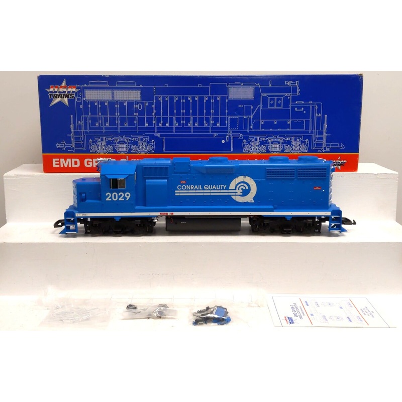 USA Trains R22208 G Scale Conrail GP38-2 Dual Motor Diesel Locomotive #2028 LN/Box
