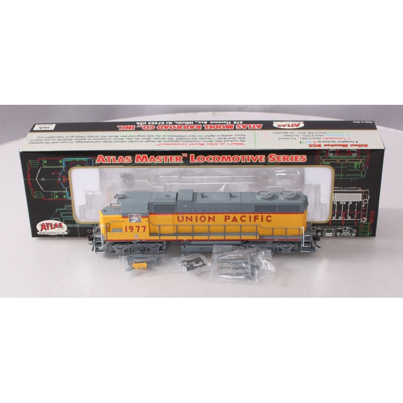 Atlas 8998 HO Scale Union Pacific GP-38 Diesel Locomotive #1977 MT/Box