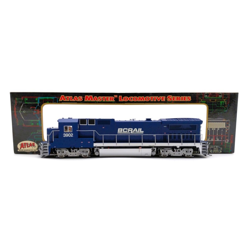 Atlas 9030 HO BC Rail GE Dash 8-39B Diesel Locomotive #3902 MT/Box
