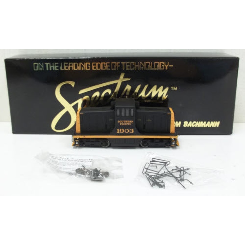 Bachmann 80030 HO Southern Pacific GE 44 Ton Diesel Switcher #1903 NIB
