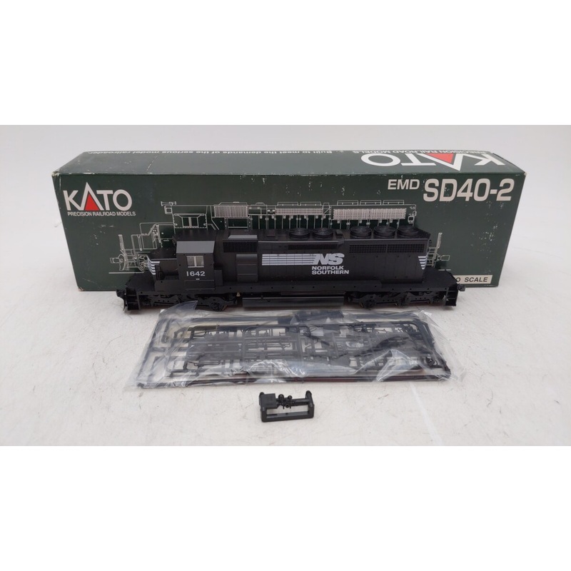Kato 37-2710 HO Scale Norfolk Southern EMD SD40-2 Diesel Locomotive #1642 EX/Box