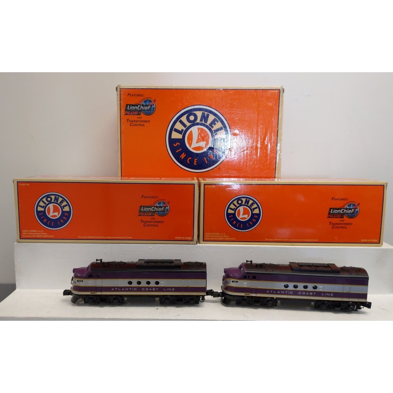 Lionel 6-82293 Atlantic Coast Line LionChief Plus FT AA Diesel Loco #321/#322 EX/Box