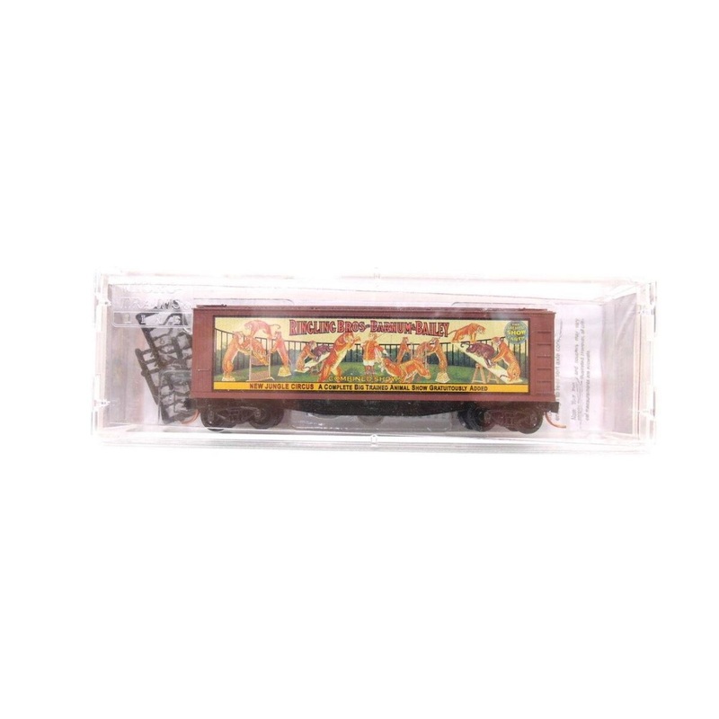 Micro-Trains 04700401 N Ringling Brothers Barnum & Bailey Billboard Boxcar #1 LN/Box