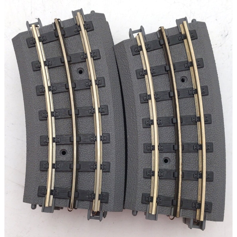 MTH 40-1049 RealTrax O72 Half Curved Track Section (Solid Rail) [8] EX