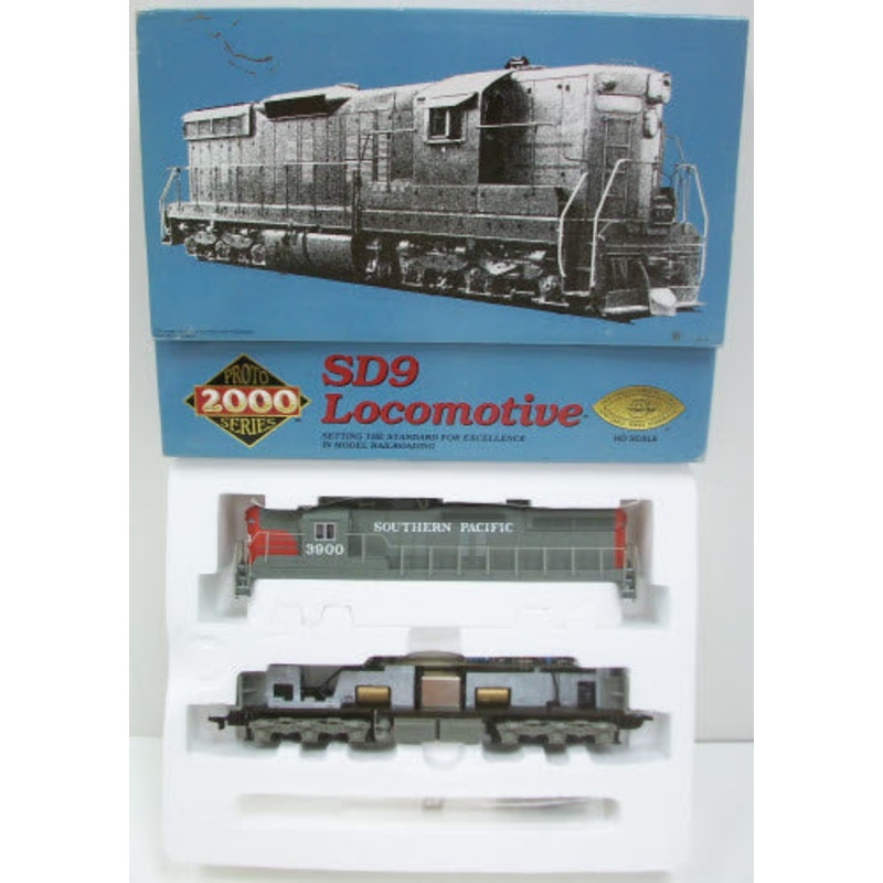 Proto 2000 21194 HO Scale Southern Pacific SD9 Diesel Locomotive #3900 NIB