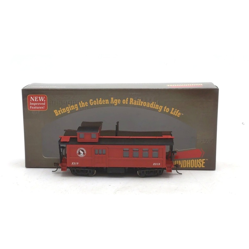 Roundhouse 84335 HO Scale Great Northern Drover’s Caboose #X-219 LN/Box