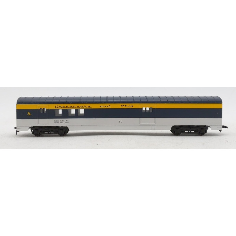 Con-Cor HO Chesapeake & Ohio Streamlined Passenger Baggage Car #50 EX