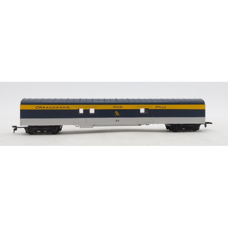 Con-Cor HO Chesapeake & Ohio Streamlined Passenger Baggage Car #60 EX