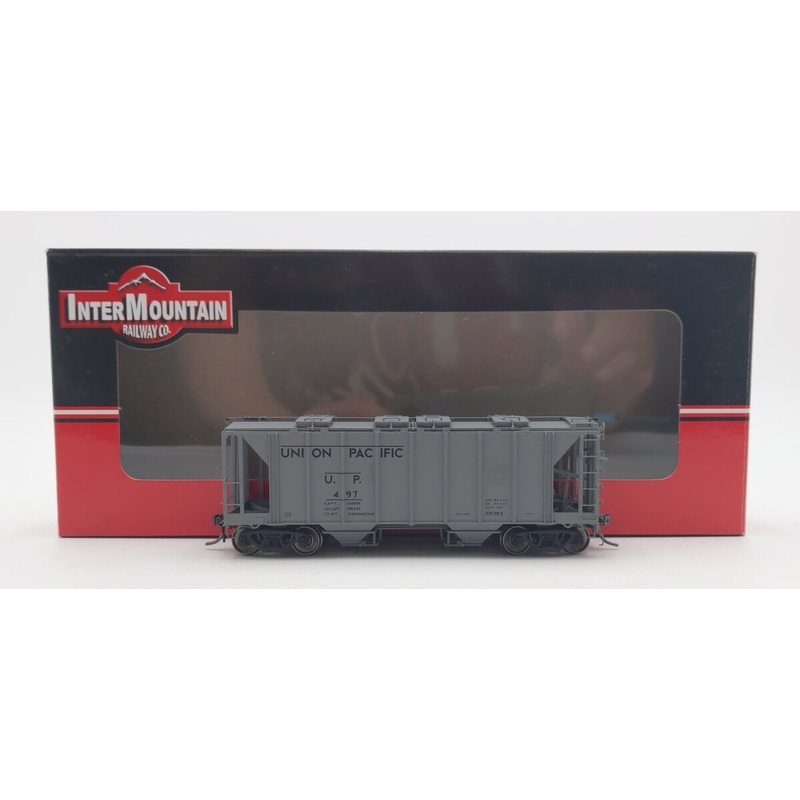 InterMountain 48680-12 HO Scale Union Pacific 2-Bay Covered Hopper Car #497 EX/Box