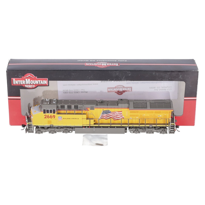InterMountain 497104S-06 HO Scale Union Pacific ET44AC Diesel Locomotive #2669 NIB