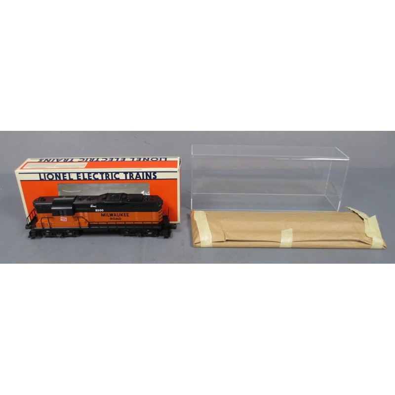 Lionel 6-18550 O Gauge JCP Milwaukee GP-9 Diesel Engine with Display Case EX/Box