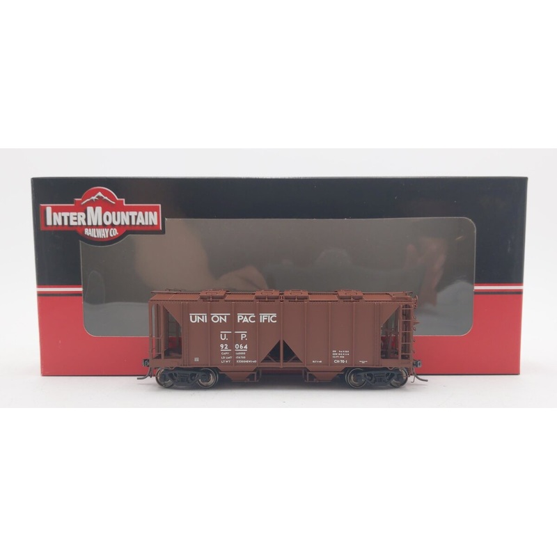 InterMountain 48606-04 HO Scale Union Pacific 1958 CuFt 2-Bay Hopper #92064 LN/Box