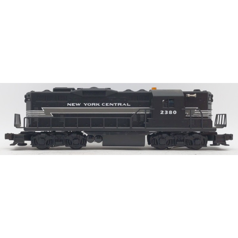 Lionel 6-18563 O Gauge New York Central GP-9 Diesel Locomotive #2380 EX