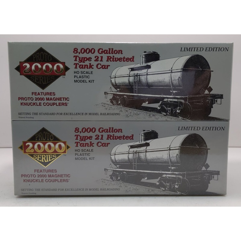 Proto 2000 21287 HO Union Oil Co 8,000 Gallon Type 21 Riveted Tank Car 4-Pack