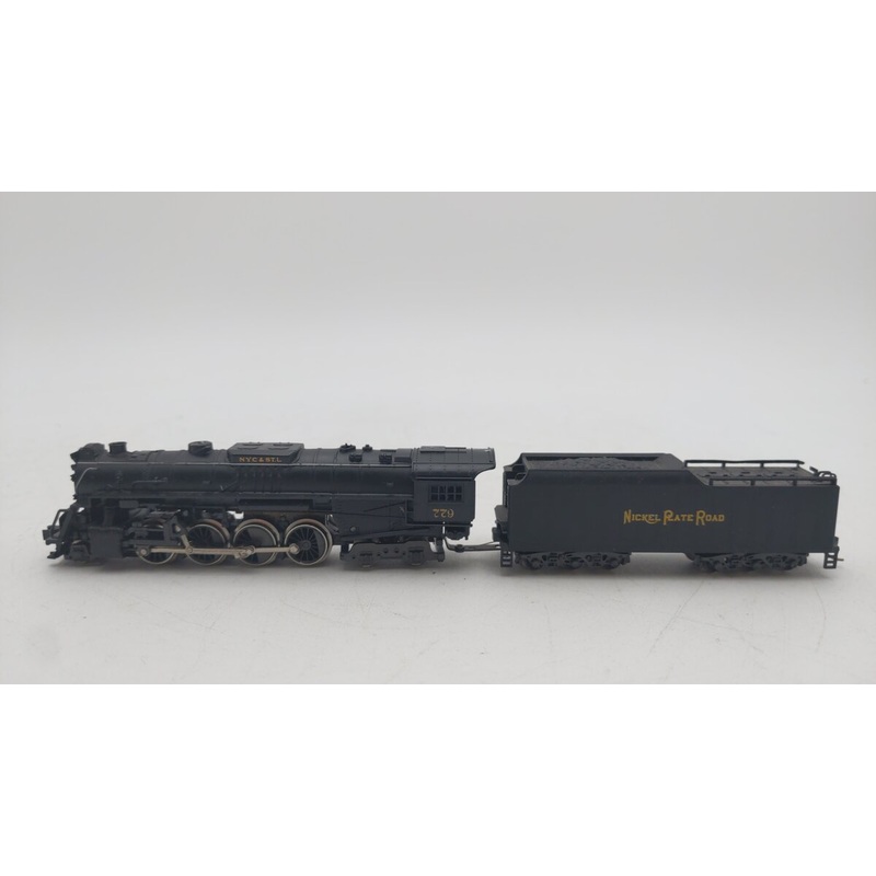 Walthers 920-90053 N Scale Nickel Plate Road 2-8-4 Steam Loco & Tender #779 VG