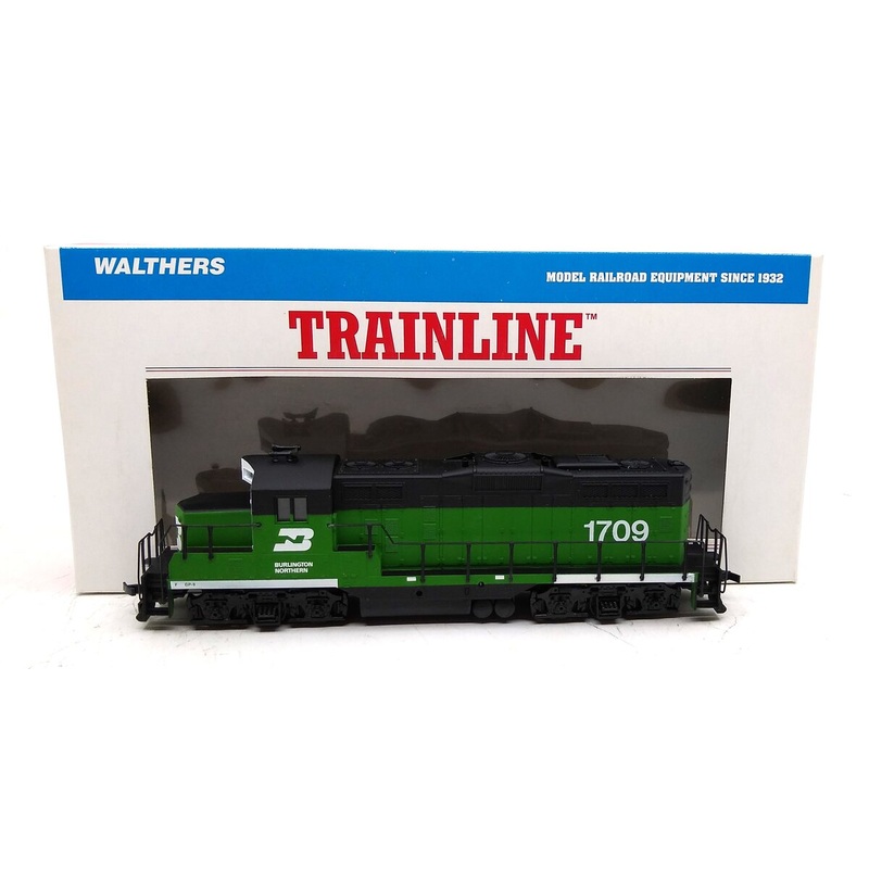 Walthers 931-101 HO Burlington Northern EMD GP9M Diesel Loco Standard DC #1709 NIB