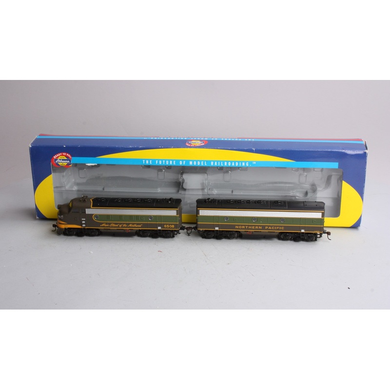 Athearn 8027 HO Northern Pacific EMD F7A and F7B Diesel Locomotive Set LN/Box