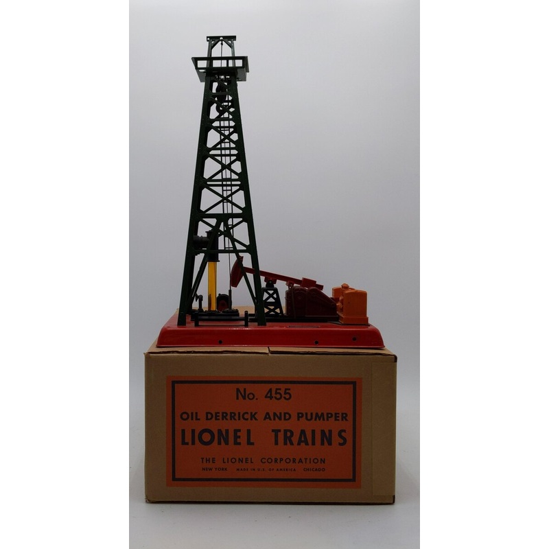 Lionel 455 Vintage Post-War O Operating Oil Derrick and Pumper VG