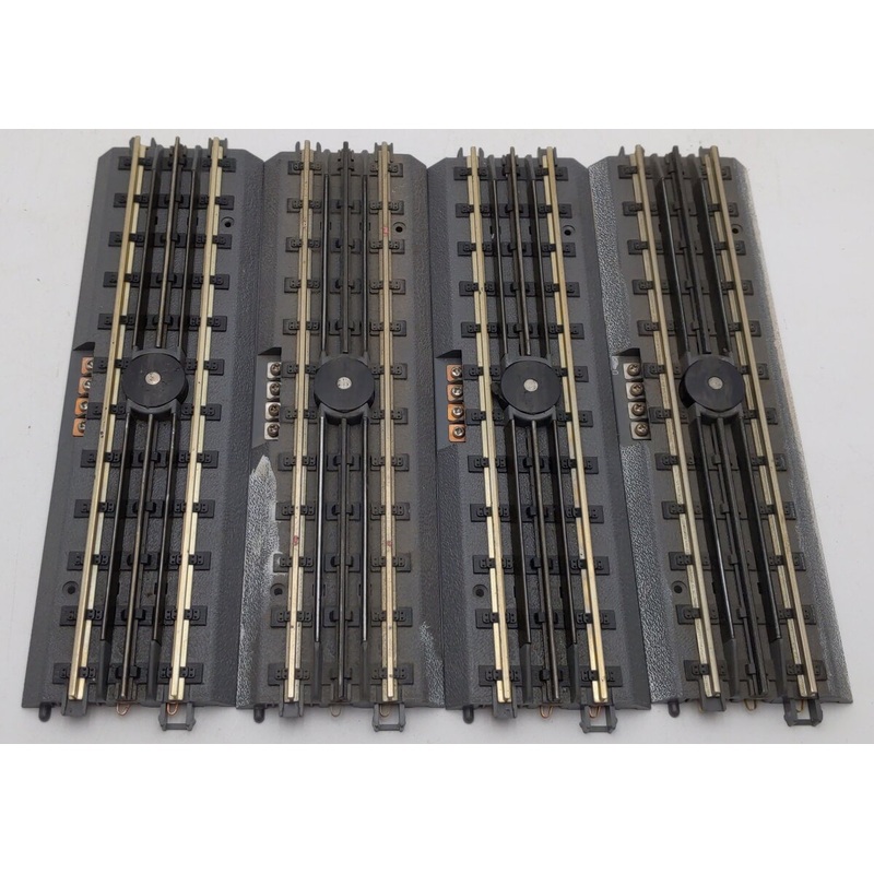 MTH 40-1008 RealTrax Uncoupling/Unload Track (4) EX