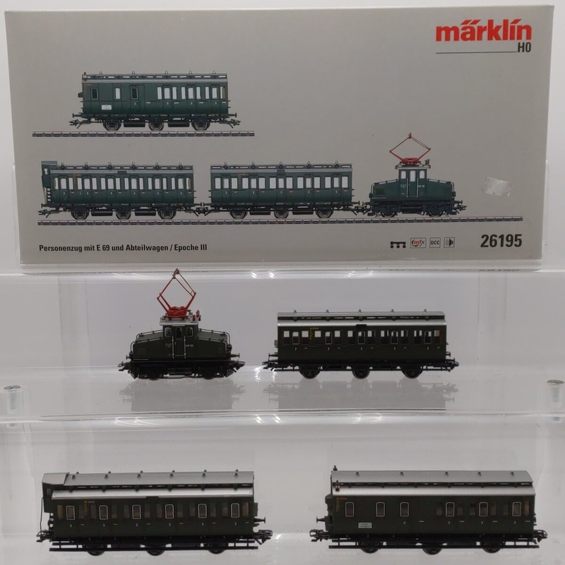 Marklin 26195 HO Passenger Train with an E 69 and Compartment Cars, ERA III EX/Box