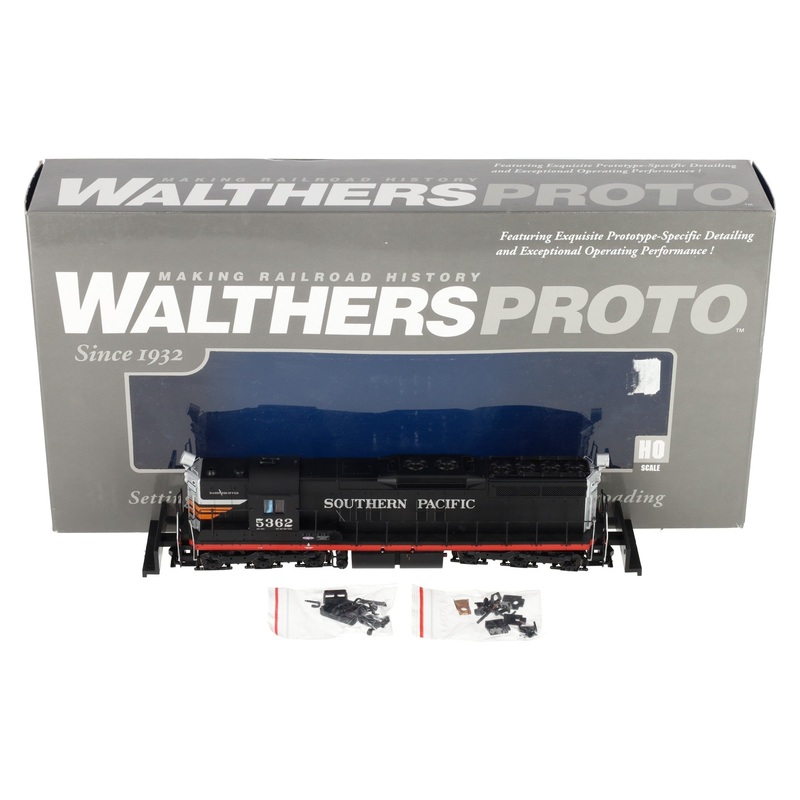 Walthers 920-41622 HO Scale Southern Pacific EMD SD9 Diesel Locomotive #5362 LN/Box