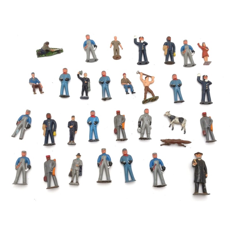 Assorted Vintage Lead Figures [31] VG