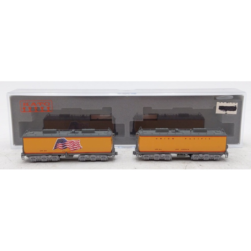 Kato 106-085 N Scale Union Pacific Water Tender Cars (Set of 2) EX/Box