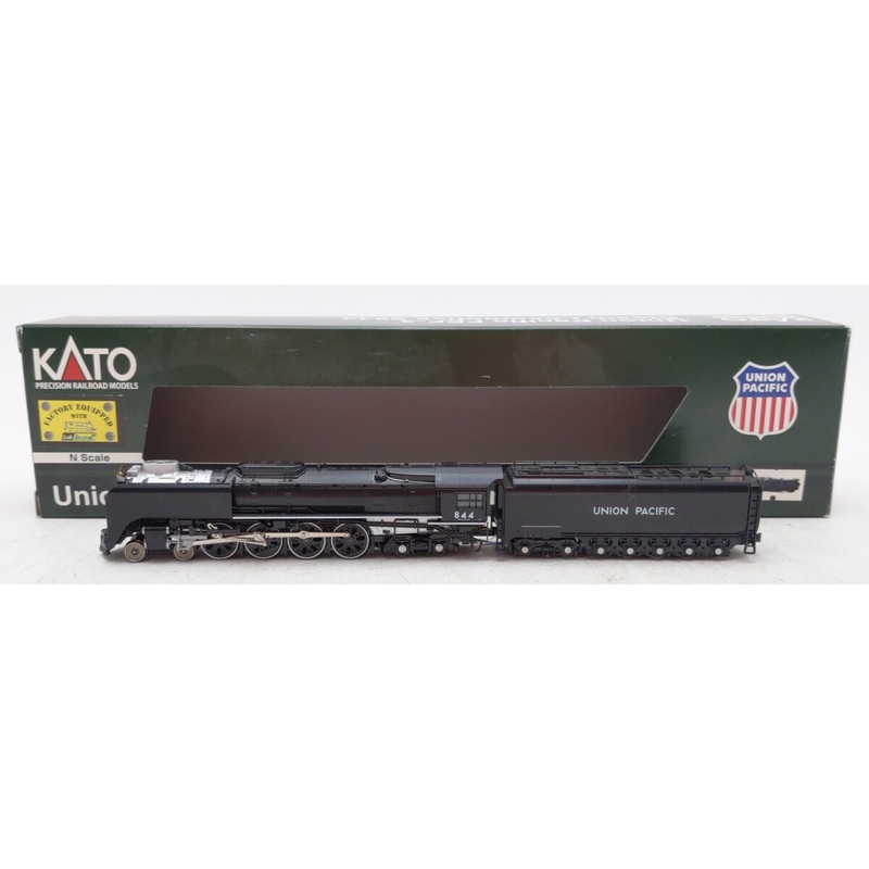 Kato 1260401LS N Union Pacific FEF-3 Series 4-8-4 Steam Locomotive #844 EX/Box