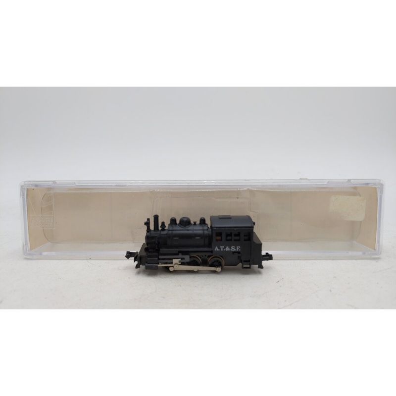 Life Like 7781 N Atchison, Topeka & Santa Fe 0-6-0 Saddle Tank Diesel Locomotive EX/Box