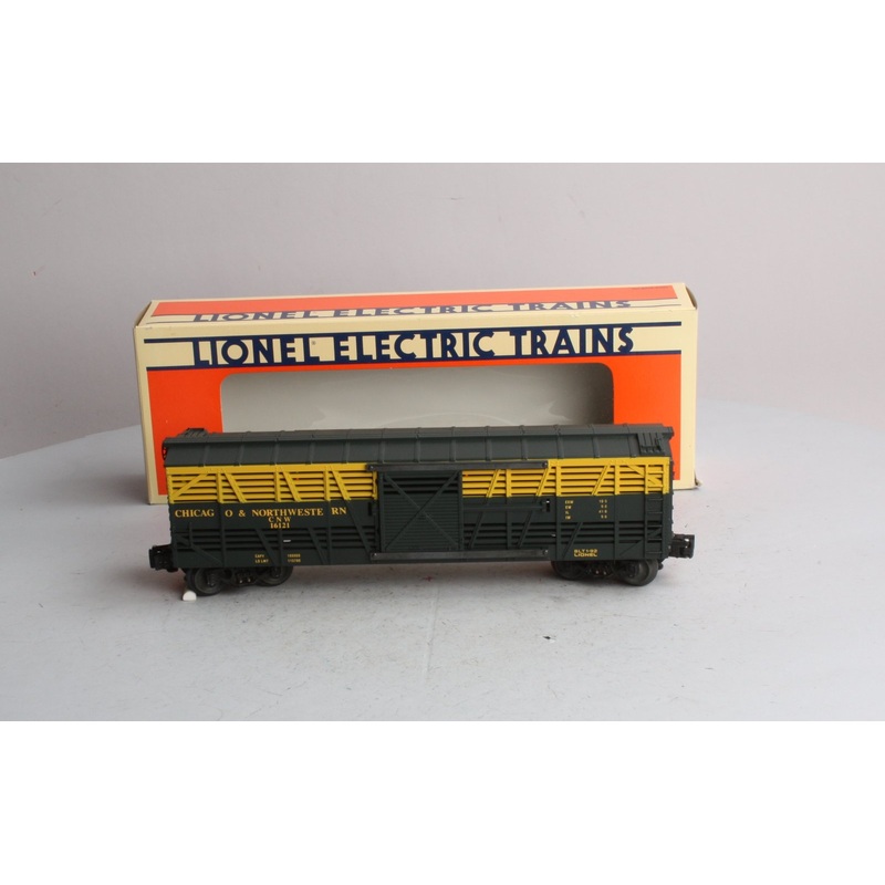 Lionel 6-16121 O Gauge Chicago & Northwestern Single Door Stock Car EX/Box