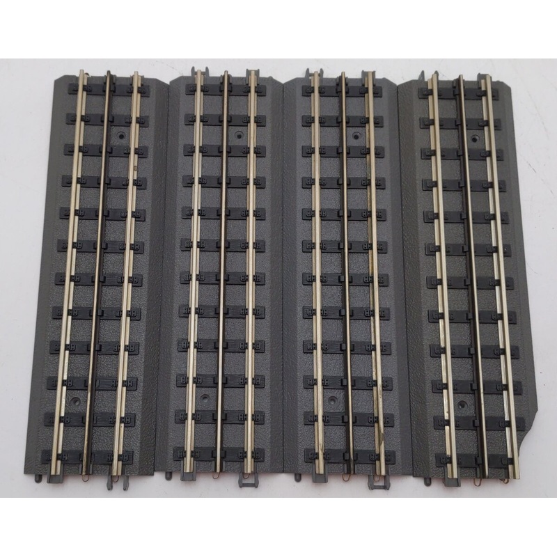 MTH Assorted Straight Realtrax Pieces EX