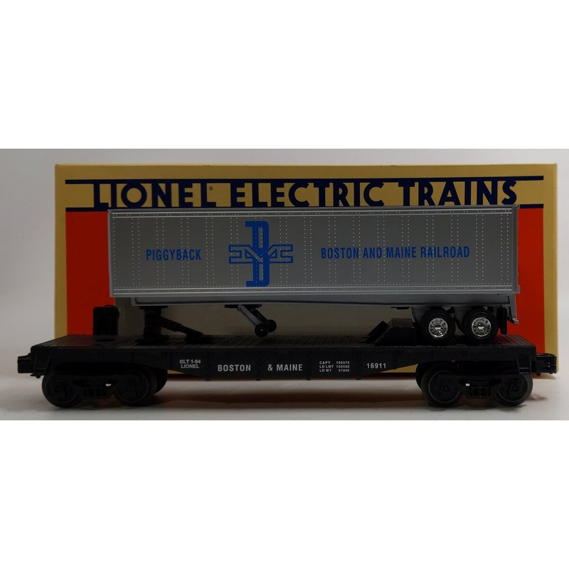 Lionel 6-16911 O Gauge Boston & Maine Flatcar with Piggyback Trailer EX/Box