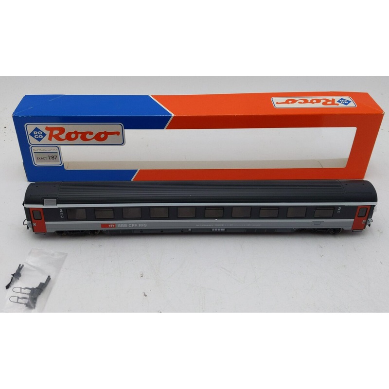 Roco 44770 HO Scale SBB Passenger Car LN/Box