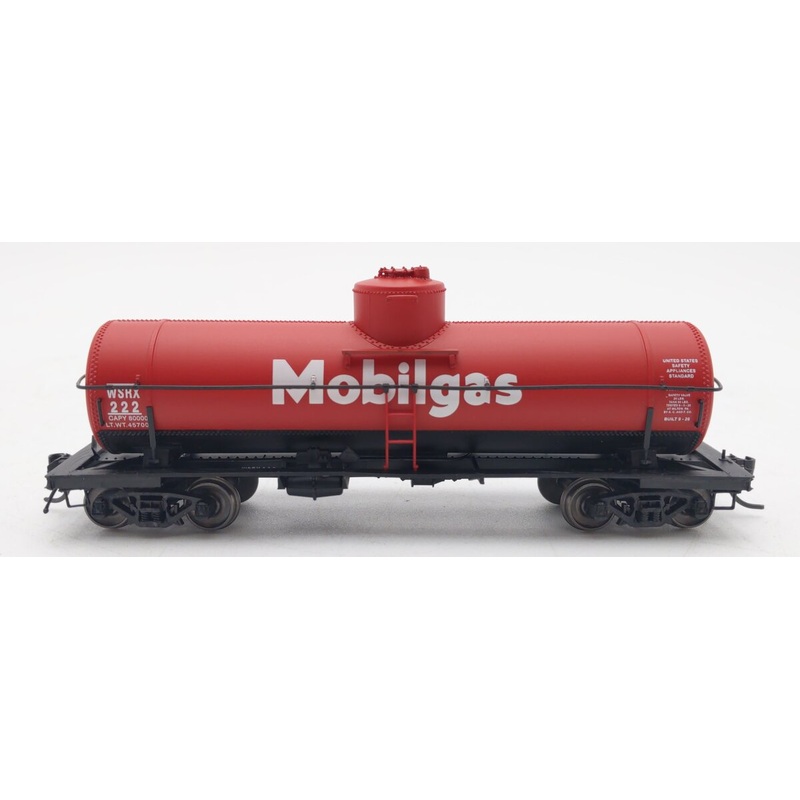 InterMountain 185-46216 HO Mobilgas 10K Tank Car #222 EX