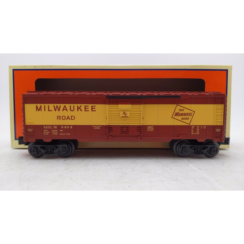 Lionel 6-25077 O Gauge Milwaukee Road Boxcar #8484 EX/Box