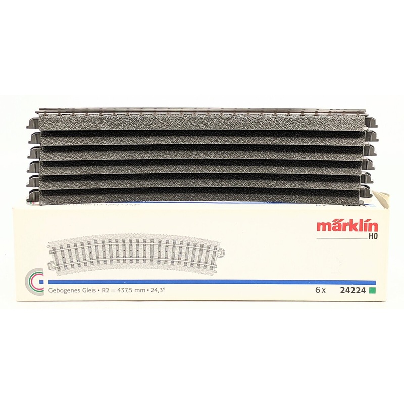 Marklin 24224 HO R2 7-1/4 24.3 Curved  C Track Sections (6) LN/Box