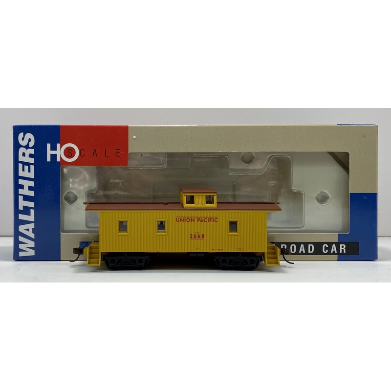Walthers 932-7541 HO Scale Union Pacific CA-1 Wod Caboose #2668 LN/Box
