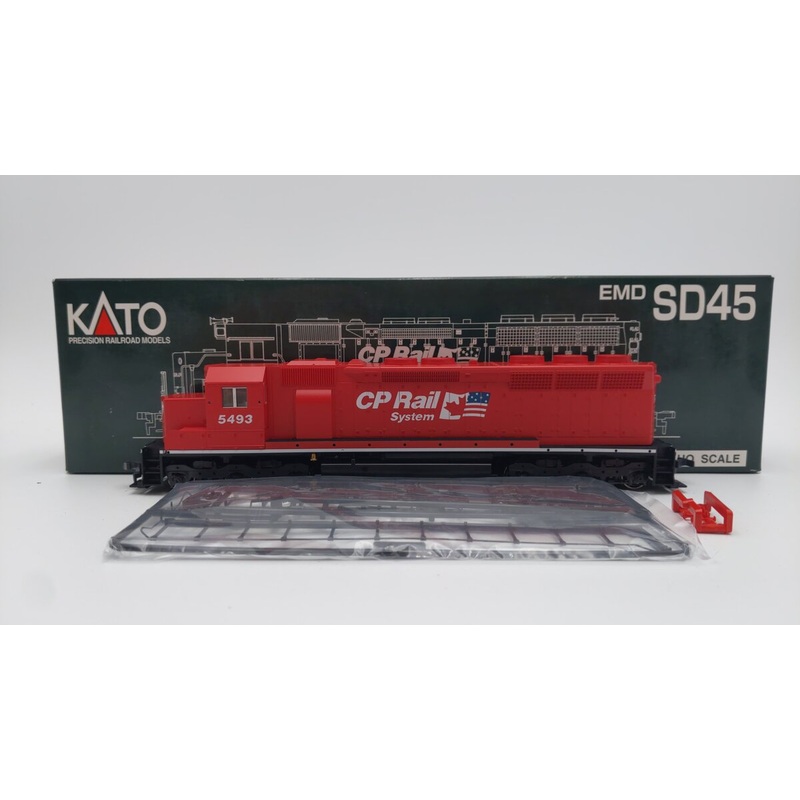 Kato 37-1701 HO Scale CP Rail SD-45 Diesel Locomotive #5493 LN/Box