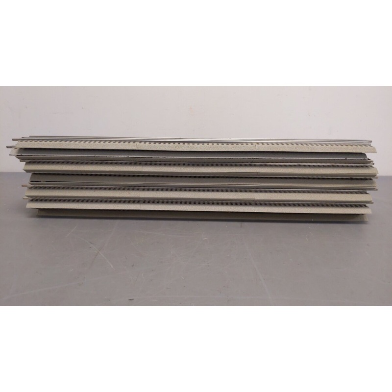 Lionel 6-12042 FasTrack 30 Straight Track (12) VG