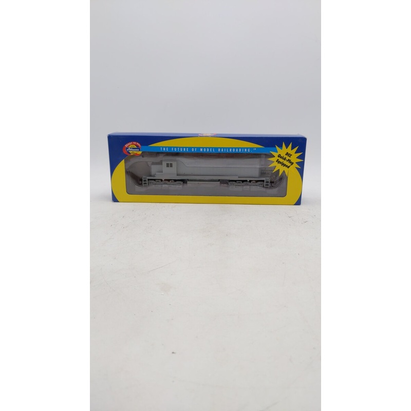 Athearn 93500 HO Scale Undecorated SD38 Diesel Locomotive NIB