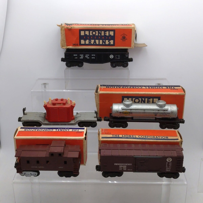 Lionel Vintage O Gauge Postwar Freight Cars: 2452, 2461, 2465, 6037, X6454 [5] VG