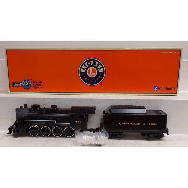 Lionel 2332130 O Chesapeake & Ohio LionChief 2-8-0 Steam Locomotive #752 EX/Box
