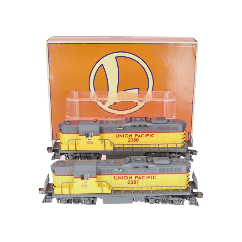 Lionel 6-11956 O Union Pacific GP-9 Diesel Locomotive Lash Up Set #2380/2381 LN/Box