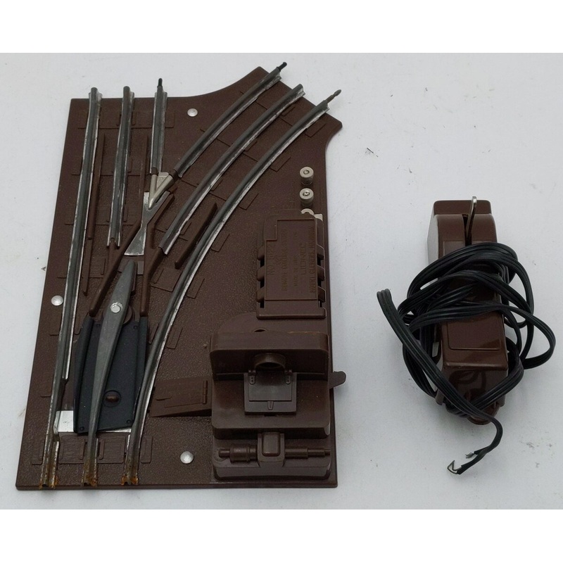 Lionel 6-5122 027 Right Hand Remote Control Switch Turnout VG