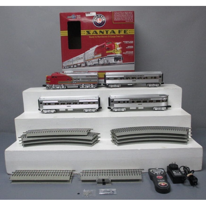 Lionel 6-84719 O Gauge Santa Fe Super Chief LionChief Train Set with Bluetooth NIB