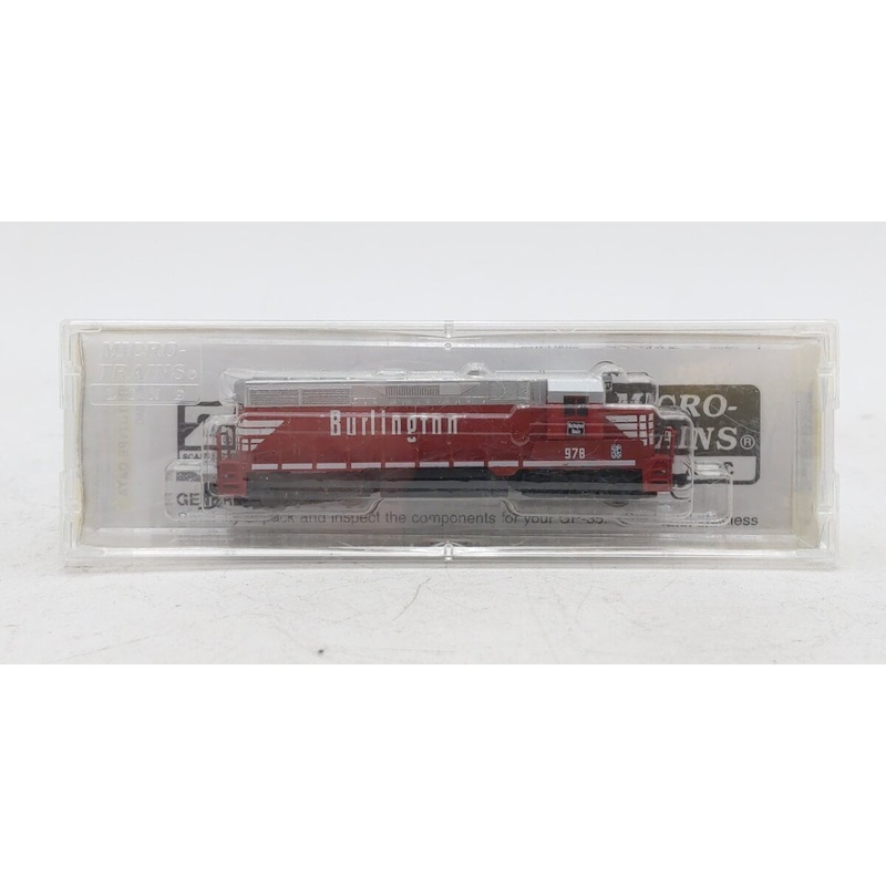 Micro-Trains 98101191 Z CBQ GP35 Powered Diesel Locomotive #978 LN/Box