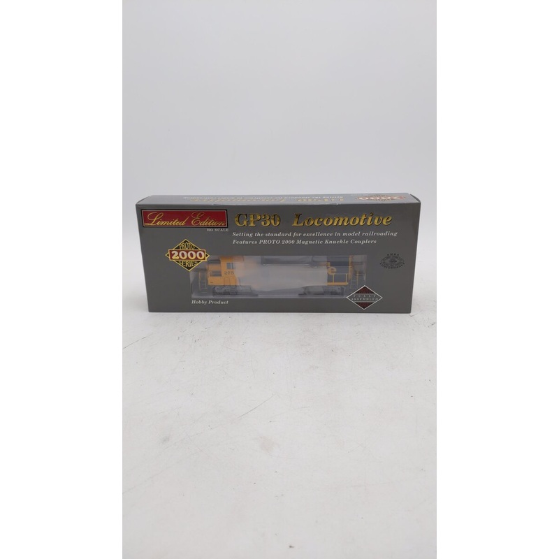 Proto 2000 920-31863 HO Scale AT&SF GP30 Diesel Locomotive #2759 NIB