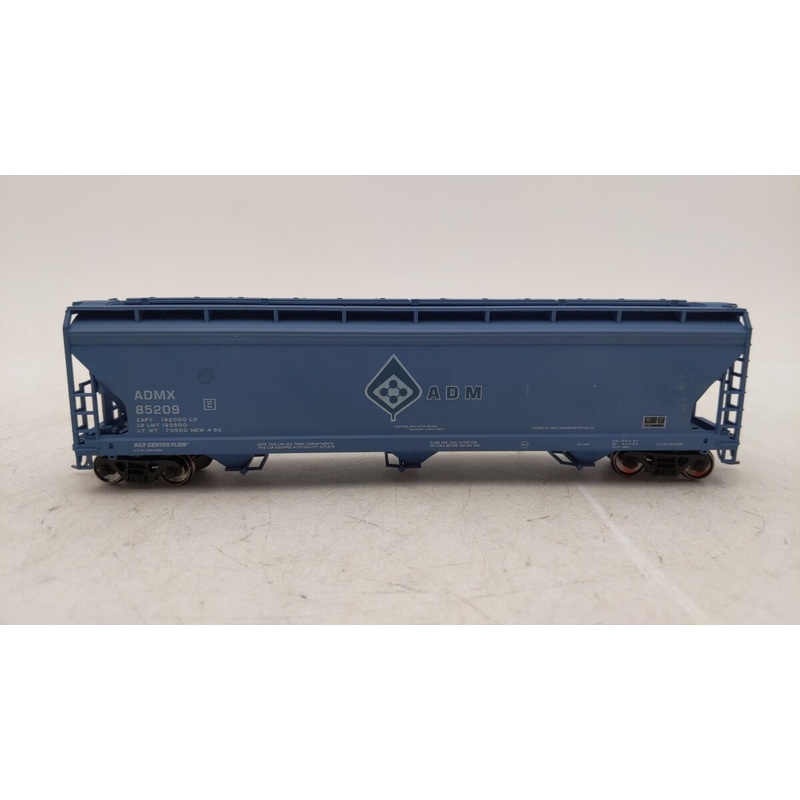 Accurail 85209 Ho Scale ADM 3-Bay Covered Hopper 85209 EX