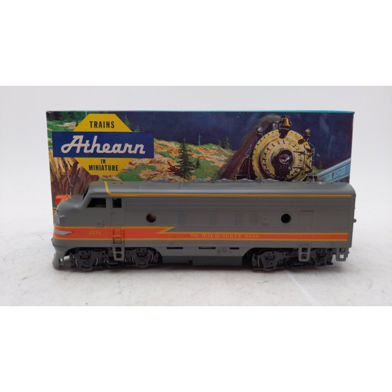 Athearn 3117 HO 3217 F7A SUPER POWER MILWAUKEE ROAD # 2376 EX/Box